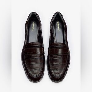 Reformation Kaylee Loafer in Dark Chocolate Croc, Size 8.5, NWT
